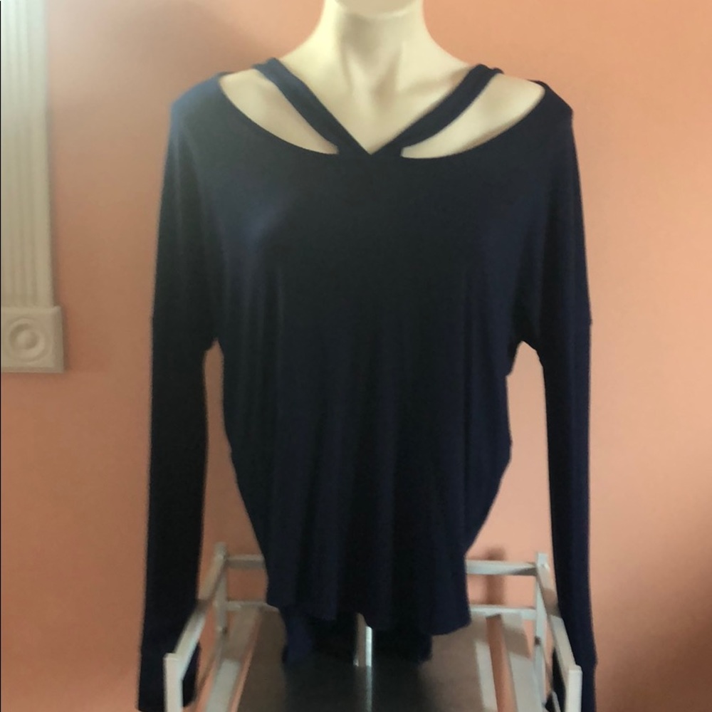 Navy long sleeve shirt